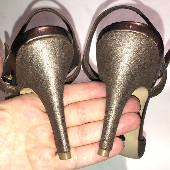 BR metallic brown 3” heels with peep-toe & strap - Picture 7 of 8